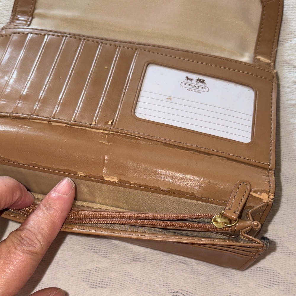 Vintage Coach Brown Leather Wallet, Peeling BNWOT - Picture 13 of 14